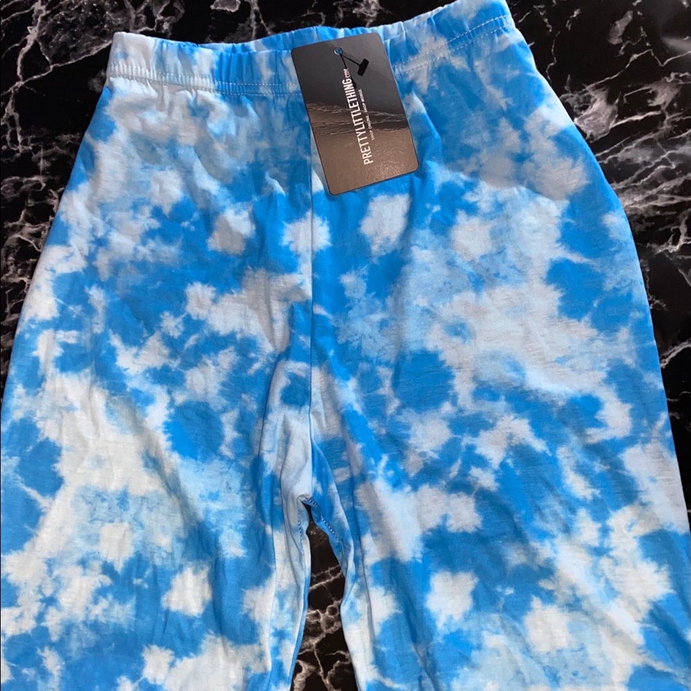 Basic Blue Tie Dye Cycle Shorts Size US 10